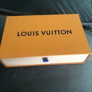 Louis Vuitton wallet box